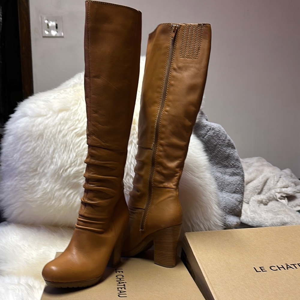 New Le Chateau real leather Tan Heeled Boots Classic Silhouette knee tall 70-es